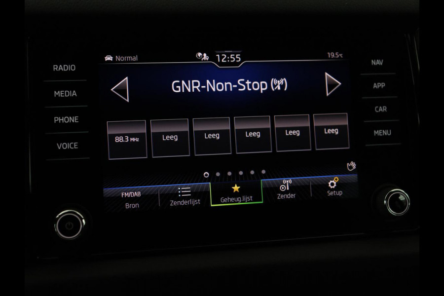 Škoda Kodiaq 1.5 TSI Sportline | Panoramadak | Trekhaak | Adaptive cruise | Stoelverwarming | Camera | Keyless | Alcantara | Full LED | Carplay | Navigatie | Canon Sound | Sfeerverlichting | Virtual Cockpit