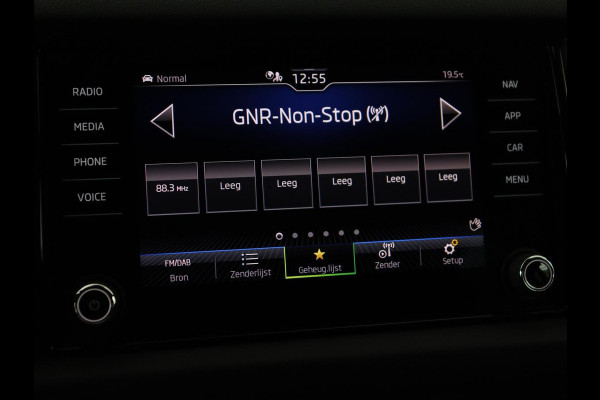 Škoda Kodiaq 1.5 TSI Sportline | Panoramadak | Trekhaak | Adaptive cruise | Stoelverwarming | Camera | Keyless | Alcantara | Full LED | Carplay | Navigatie | Canon Sound | Sfeerverlichting | Virtual Cockpit