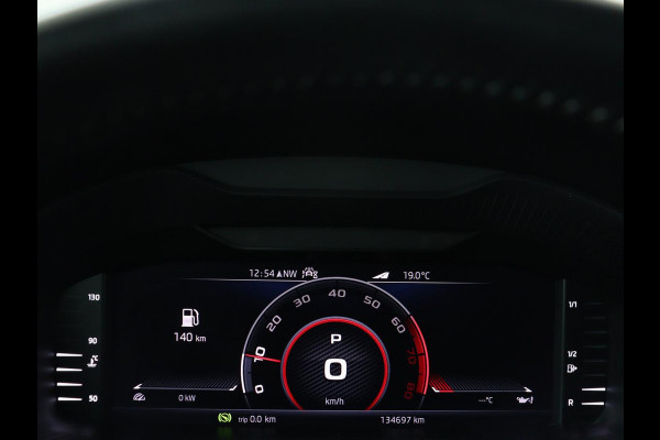 Škoda Kodiaq 1.5 TSI Sportline | Panoramadak | Trekhaak | Adaptive cruise | Stoelverwarming | Camera | Keyless | Alcantara | Full LED | Carplay | Navigatie | Canon Sound | Sfeerverlichting | Virtual Cockpit