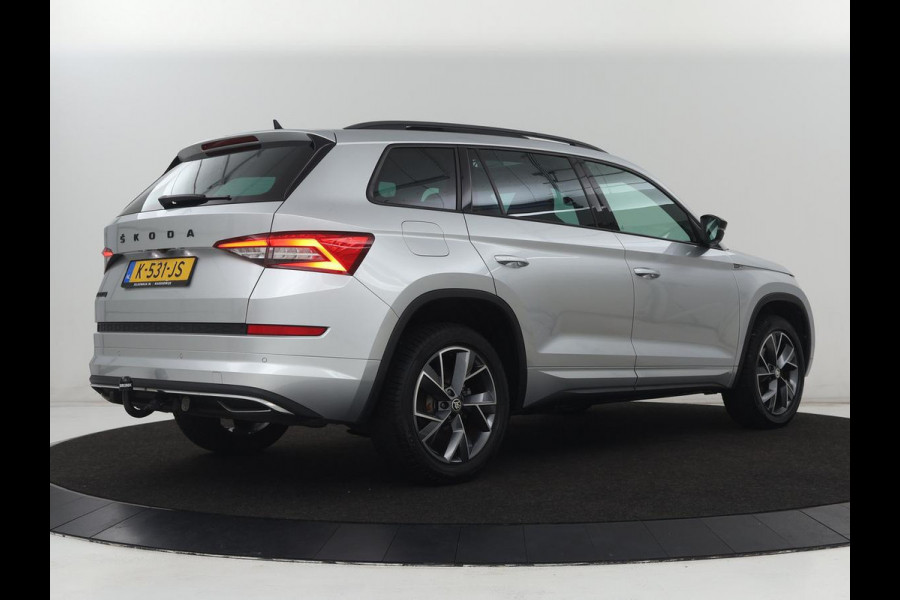Škoda Kodiaq 1.5 TSI Sportline | Panoramadak | Trekhaak | Adaptive cruise | Stoelverwarming | Camera | Keyless | Alcantara | Full LED | Carplay | Navigatie | Canon Sound | Sfeerverlichting | Virtual Cockpit