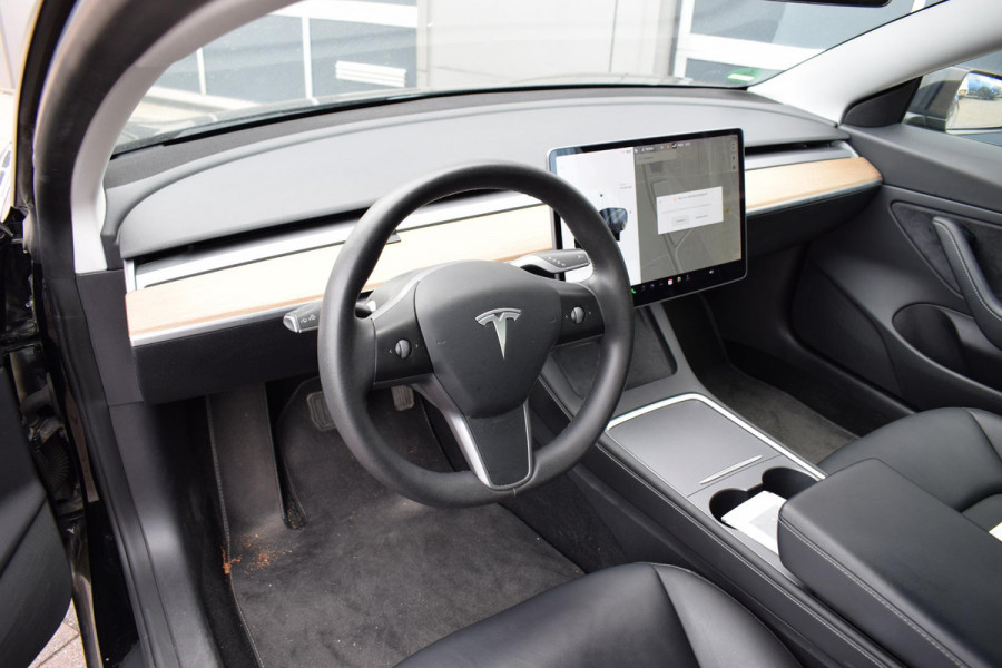 Tesla Model 3 Long Range AWD 75 kWh | Pano | Navi | Cruise | Voice control | 18"|