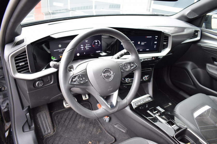 Opel Mokka Electric Level 5 50 kWh | 18"| Verwarmd stuurwiel | Adaptive | Navigatie | Climate |
