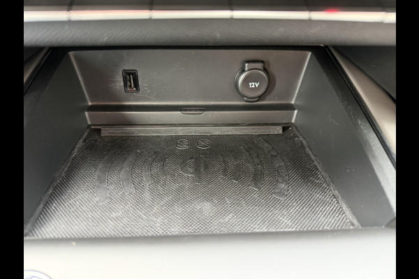 Citroën C5 Aircross 225pk Hybrid Shine (Trekhaak - Leder incl stoelverwarming - Elektrische klep - 19"- Camera - Keyless Entry - Adaptieve Cruise Co