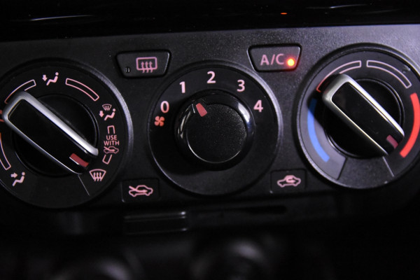 Suzuki Swift 1.2 Sportline Automaat *Stoelverwarming *Carplay*Camera*