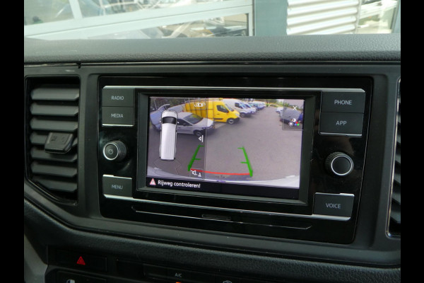 Volkswagen Crafter 35 2.0 TDI L3H3 (L2H2) Airco, Camera, Trekhaak,