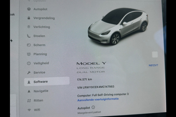 Tesla Model Y Long Range AWD 75 kWh SOH 88.6%