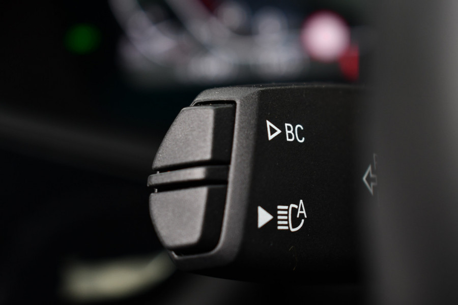 BMW X5 xDrive40d M-Sport 7pers Pano Luchtv ACC Trekh H/K HUD 22inch 4WS Comf-seat