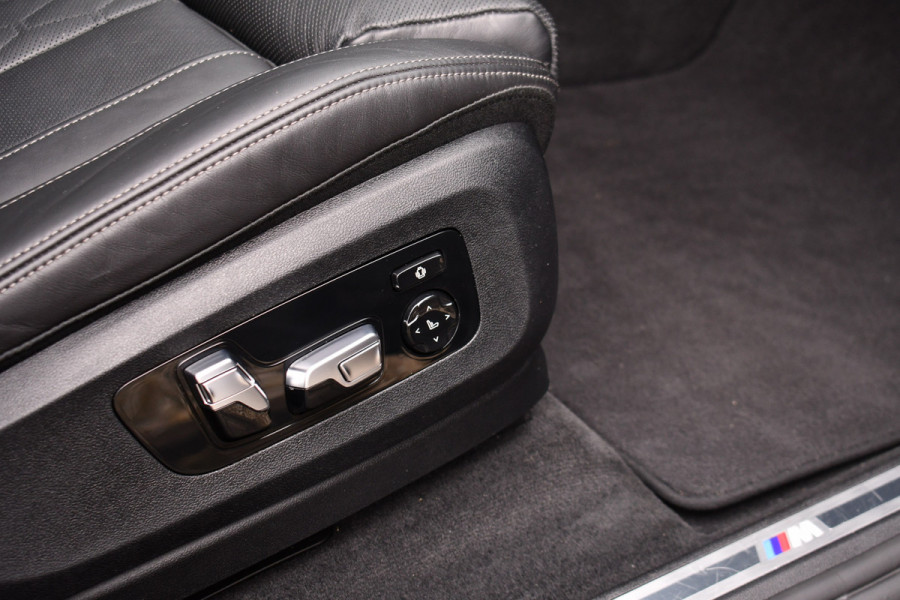 BMW X5 xDrive40d M-Sport 7pers Pano Luchtv ACC Trekh H/K HUD 22inch 4WS Comf-seat