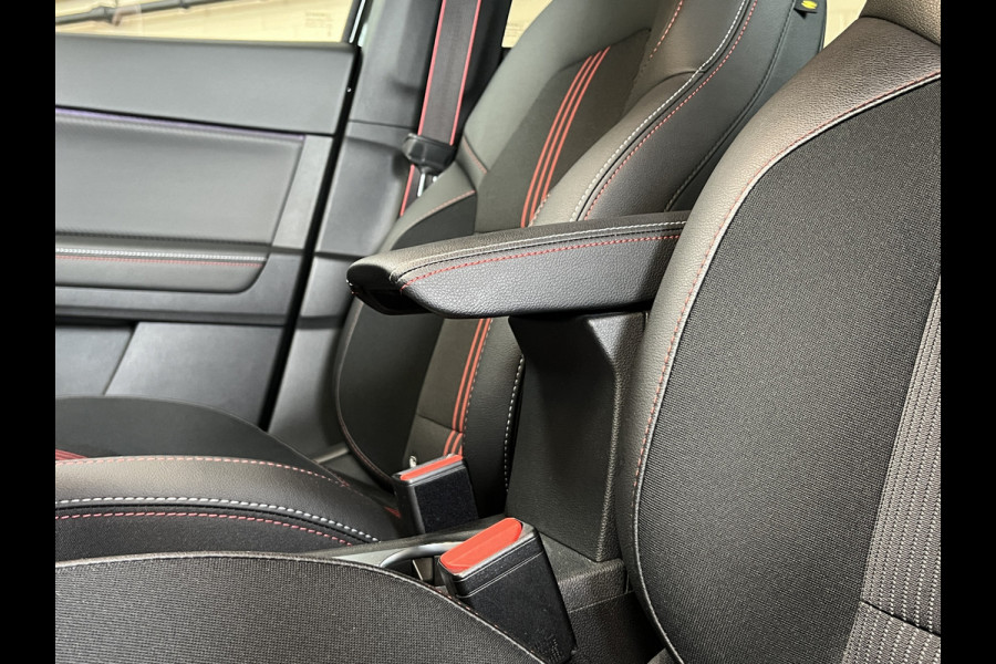 Renault Captur 1.3 TCe 140 R.S. Line | Groot Navi | Stoel, Stuur, Voorruit verwarming | 18" | ACC 100% Dealer Onderhouden!