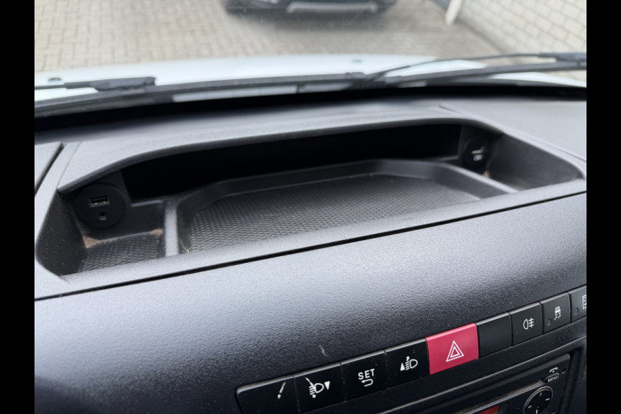 Iveco Daily 35C14D euro 6 / DC 6 persoons / JPM kipper / vaste prijs rijklaar € 24.950 ex btw / lease vanaf € 407 / dubbellucht / cruise en climate control / trekhaak 3500 kg !