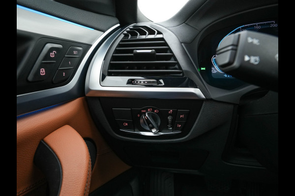 BMW iX3 High Executive 80 kWh [ 3-Fase ] {SOH-98%} (INCL-BTW) Aut. *PANO | LEATHER | HARMAN/KARDON | FULL-LED | BLINDSPOT | MEMORY-PACK | DIGI-COCKPIT | HEATED-SPORTSEATS | KEYLESS | TOPVIEW | DAB+ | NAVI-FULLMAP | HEAD-UP | ...