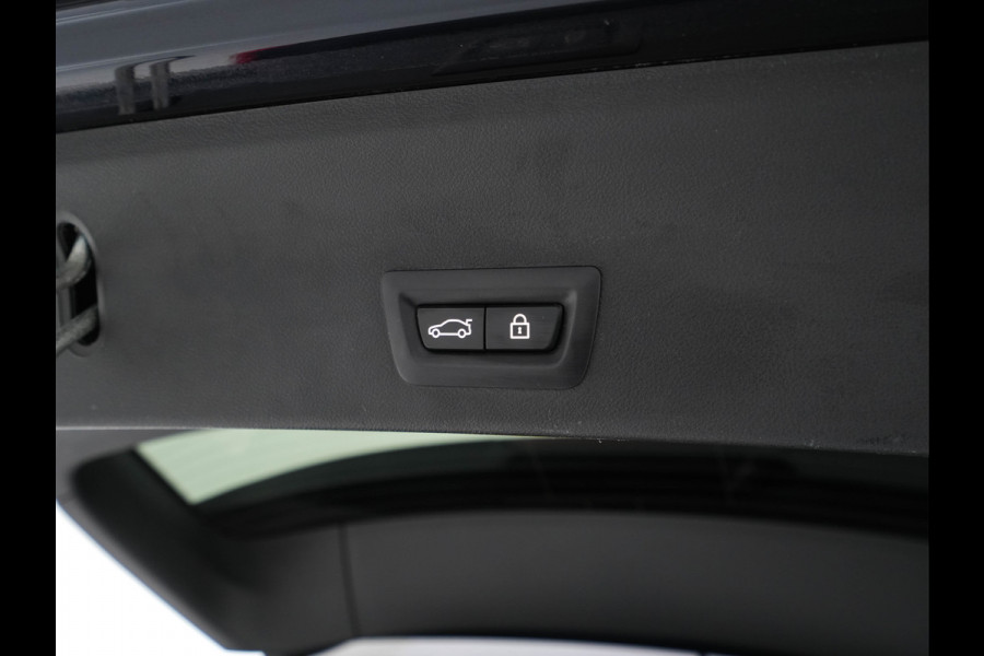 BMW iX3 High Executive 80 kWh [ 3-Fase ] {SOH-98%} (INCL-BTW) Aut. *PANO | LEATHER | HARMAN/KARDON | FULL-LED | BLINDSPOT | MEMORY-PACK | DIGI-COCKPIT | HEATED-SPORTSEATS | KEYLESS | TOPVIEW | DAB+ | NAVI-FULLMAP | HEAD-UP | ...