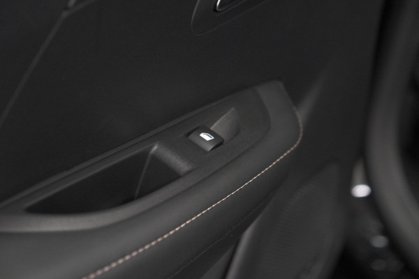 Peugeot 208 PureTech 100 Allure