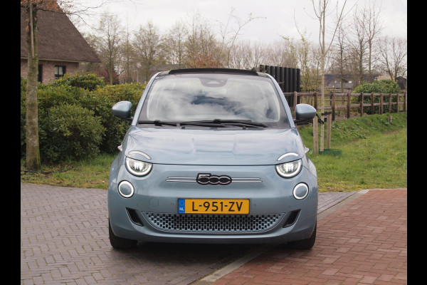Fiat 500C Icon 42 kWh | Cabrio | Camera | Apple Carplay | Cruise Control | Dealeronderhouden |