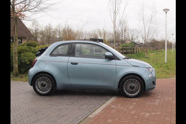 Fiat 500C Icon 42 kWh | Cabrio | Camera | Apple Carplay | Cruise Control | Dealeronderhouden |