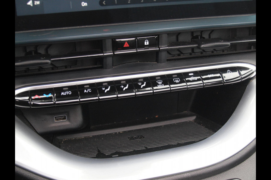 Fiat 500C Icon 42 kWh | Cabrio | Camera | Apple Carplay | Cruise Control | Dealeronderhouden |