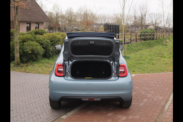 Fiat 500C Icon 42 kWh | Cabrio | Camera | Apple Carplay | Cruise Control | Dealeronderhouden |