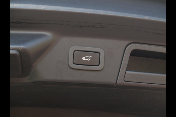 Land Rover Range Rover Velar 2.0 I4 Turbo AWD S | Panoramadak | 360 Camera | Meridian Surround | Apple Carplay |