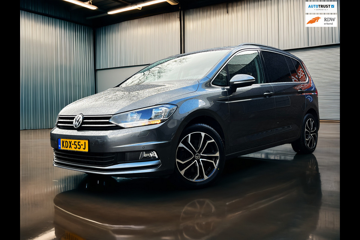 Volkswagen Touran 1.5 TSI Comfortline Business 7p Clima_ACC_Carplay