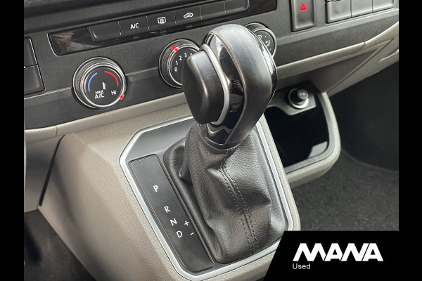 Volkswagen Transporter 2.0TDI L2H1 199PK DC BULLI Automaat Lederen bekleding Camera Cruise Airco Stoelverwarming LED