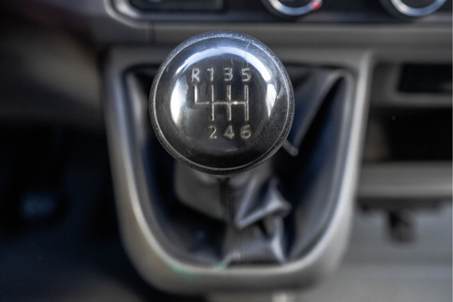 Volkswagen Crafter 4 MOTION L3H3 | 141 PK | Cruise | Camera | PDC | Zijschuifdeur L+R | Airco