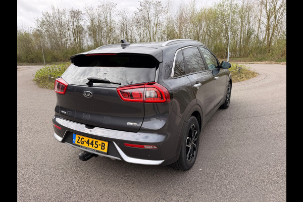 Kia Niro 1.6 GDi Hybrid DynamicPlusLine Camera Leer Navigatie Trekhaak Lm Velgen