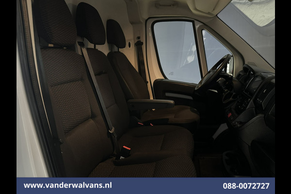 Opel Movano 2.2D 120pk L2H2 Euro6 Airco | 2500kg Trekhaak | Apple Carplay | Cruisecontrol Android Auto | Bijrijdersbank Parkeersensoren