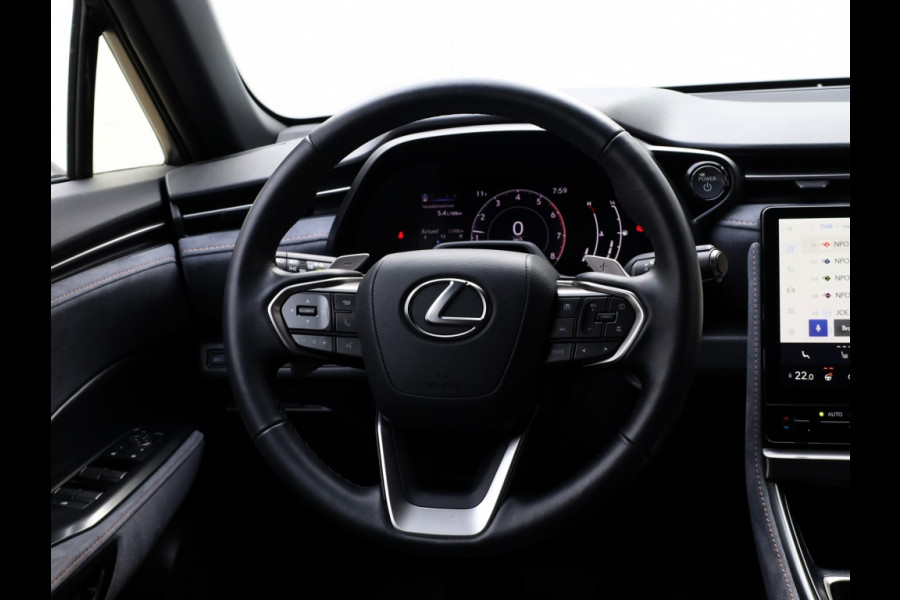 Lexus LBX Cool 2WD | Leder/Alcantara | Memory Seat | BSM