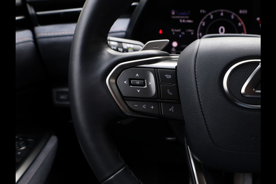 Lexus LBX Cool 2WD | Leder/Alcantara | Memory Seat | BSM