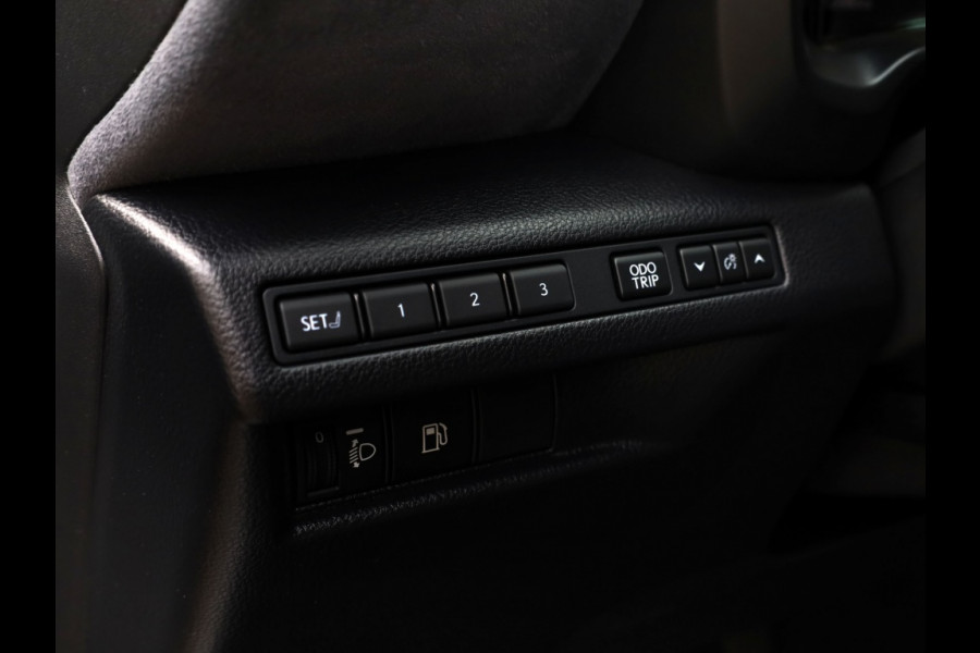 Lexus LBX Cool 2WD | Leder/Alcantara | Memory Seat | BSM