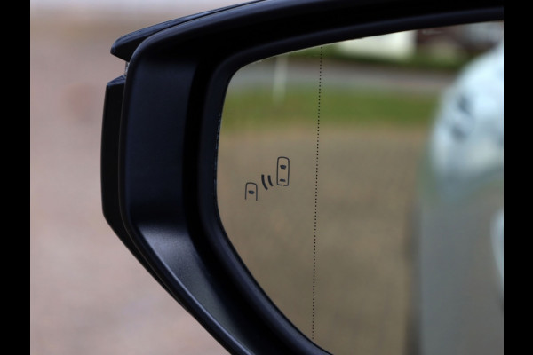 Lexus LBX Cool 2WD | Leder/Alcantara | Memory Seat | BSM