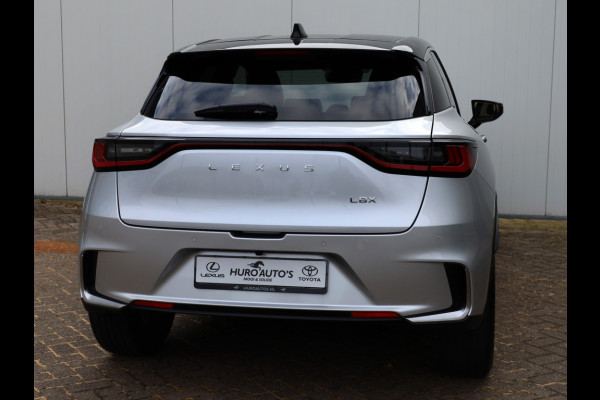 Lexus LBX Cool 2WD | Leder/Alcantara | Memory Seat | BSM