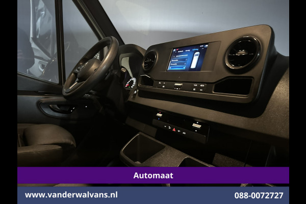 Mercedes-Benz Sprinter 316 CDI 164pk Automaat L3H2 Euro6 Airco | Camera | 3500kg Trekhaak | Apple Carplay Chauffeursstoel, Cruisecontrol, Android Auto, Stoelverwarming, 270graden Achterdeuren, Parkeersensoren, Bijrijdersbank