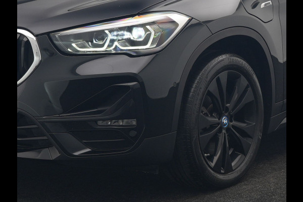 BMW X1 xDrive25e Sportline PHEV 221pk | Camera | Sfeerverlichting | Sportstoelen Verwarmd | Navigatie | Cruise Control | LED Koplampen | DAB | Plug In Hybrid |