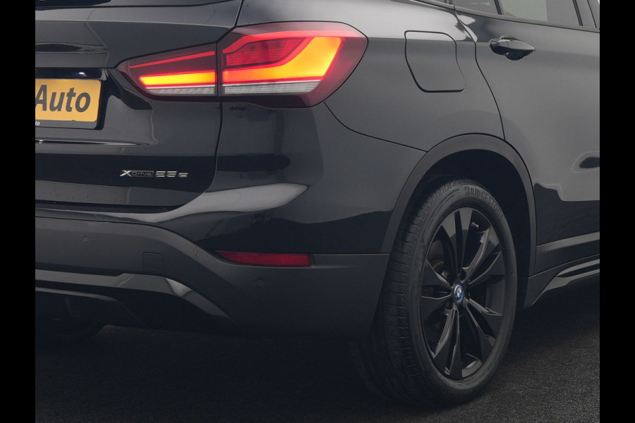 BMW X1 xDrive25e Sportline PHEV 221pk | Camera | Sfeerverlichting | Sportstoelen Verwarmd | Navigatie | Cruise Control | LED Koplampen | DAB | Plug In Hybrid |