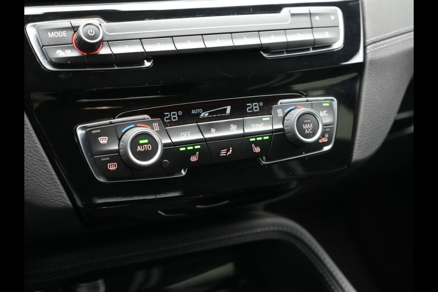 BMW X1 xDrive25e Sportline PHEV 221pk | Camera | Sfeerverlichting | Sportstoelen Verwarmd | Navigatie | Cruise Control | LED Koplampen | DAB | Plug In Hybrid |