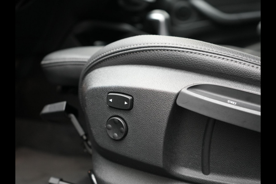 BMW X1 xDrive25e Sportline PHEV 221pk | Camera | Sfeerverlichting | Sportstoelen Verwarmd | Navigatie | Cruise Control | LED Koplampen | DAB | Plug In Hybrid |