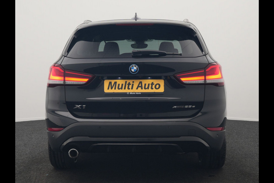 BMW X1 xDrive25e Sportline PHEV 221pk | Camera | Sfeerverlichting | Sportstoelen Verwarmd | Navigatie | Cruise Control | LED Koplampen | DAB | Plug In Hybrid |