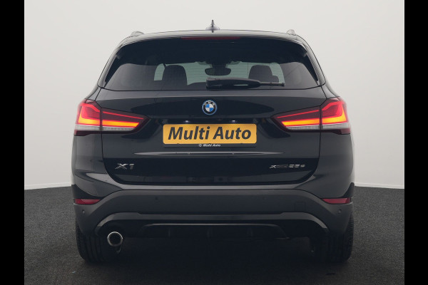 BMW X1 xDrive25e Sportline PHEV 221pk | Camera | Sfeerverlichting | Sportstoelen Verwarmd | Navigatie | Cruise Control | LED Koplampen | DAB | Plug In Hybrid |