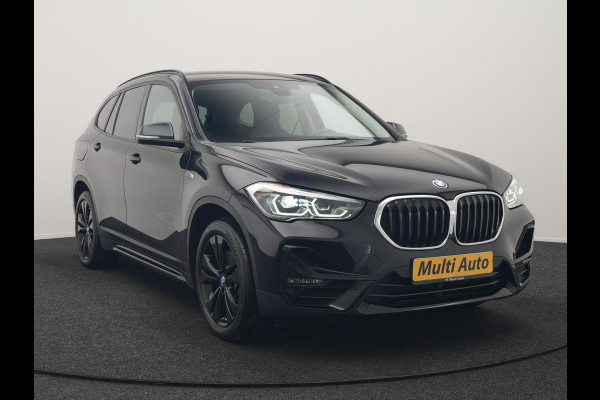 BMW X1 xDrive25e Sportline PHEV 221pk | Camera | Sfeerverlichting | Sportstoelen Verwarmd | Navigatie | Cruise Control | LED Koplampen | DAB | Plug In Hybrid |