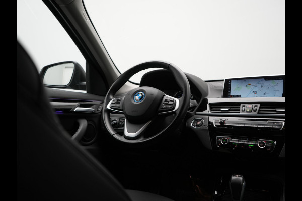 BMW X1 xDrive25e Sportline PHEV 221pk | Camera | Sfeerverlichting | Sportstoelen Verwarmd | Navigatie | Cruise Control | LED Koplampen | DAB | Plug In Hybrid |