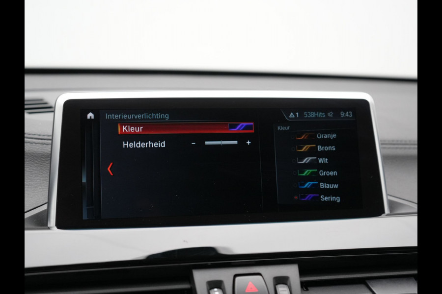 BMW X1 xDrive25e Sportline PHEV 221pk | Camera | Sfeerverlichting | Sportstoelen Verwarmd | Navigatie | Cruise Control | LED Koplampen | DAB | Plug In Hybrid |