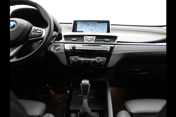 BMW X1 xDrive25e Sportline PHEV 221pk | Camera | Sfeerverlichting | Sportstoelen Verwarmd | Navigatie | Cruise Control | LED Koplampen | DAB | Plug In Hybrid |