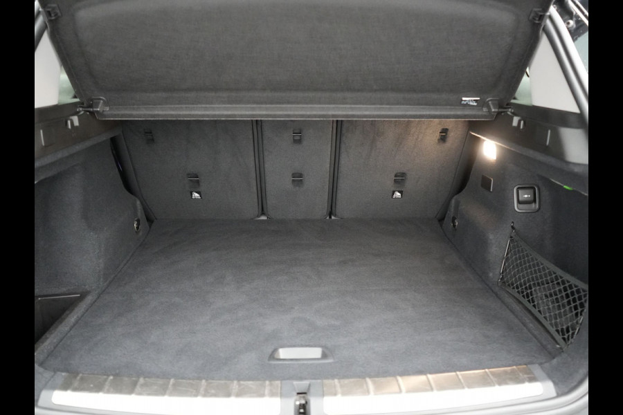 BMW X1 xDrive25e Sportline PHEV 221pk | Camera | Sfeerverlichting | Sportstoelen Verwarmd | Navigatie | Cruise Control | LED Koplampen | DAB | Plug In Hybrid |
