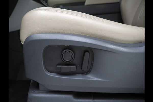 Land Rover Defender 110 2.0 P400e Urban Look | Explorer Pack | PIVI Pro | Meridian | Keyless | 360 | Trekhaak | Memory | Leder | Dodehoek | Carplay