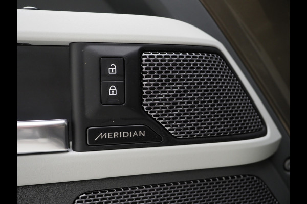 Land Rover Defender 110 2.0 P400e Urban Look | Explorer Pack | PIVI Pro | Meridian | Keyless | 360 | Trekhaak | Memory | Leder | Dodehoek | Carplay