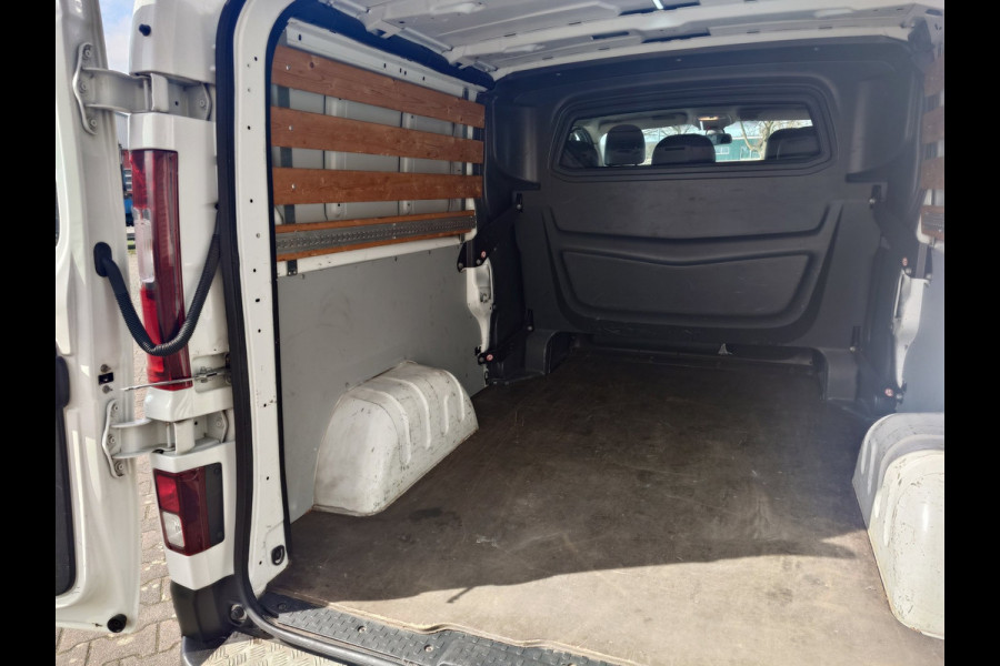 Renault Trafic 1.6 dCi T29 L2H1 DC Luxe Energy Climate / Navi / Trekhaak
