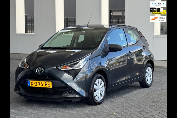 Toyota Aygo 1.0 VVT-i x-fun, 35000 km, 5 deurs, airco, NL auto met nationale auto pas
