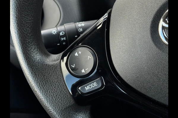 Toyota Aygo 1.0 VVT-i x-fun, 35000 km, 5 deurs, airco, NL auto met nationale auto pas