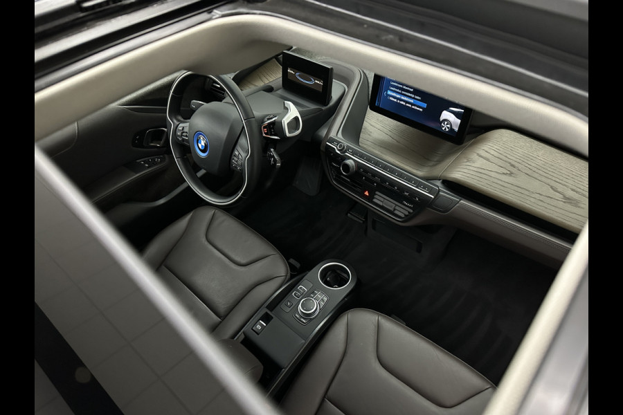 BMW i3 Unique Forever Edition 120Ah Sport-Pakket | Navi-Prof | Warmtepomp | 94% SOH | Snel Laden | Panorama | Camera | LED | Leder | 20'' | Stoelverwarming | BTW |